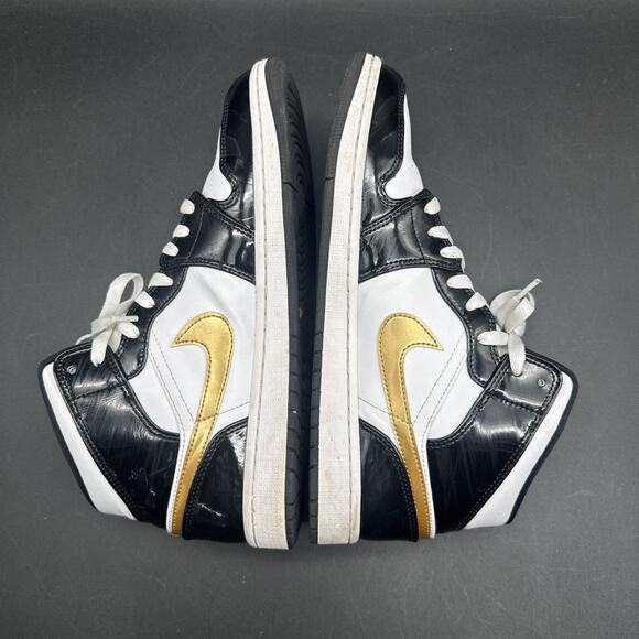 Nike Air Jordan 1 Mid Patent Black White Gold Mens 852542-007 Size 11 main image 3